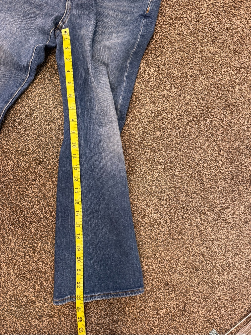 Loft Woman’s The Kick Cropped High Rise Jeans Size 28/6 Medium Wash - Picture 12 of 13